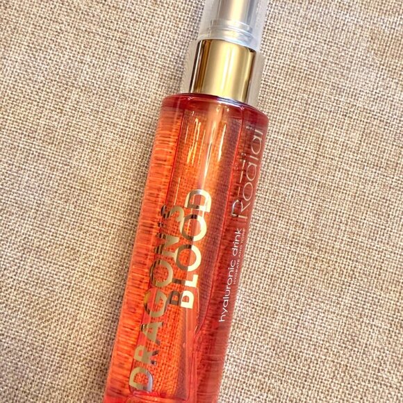 Rodial Dragon Blood Hyaluronic Drink 100ml Hydrating Vegan Face Mist Glow Prep - Picture 2 of 9
